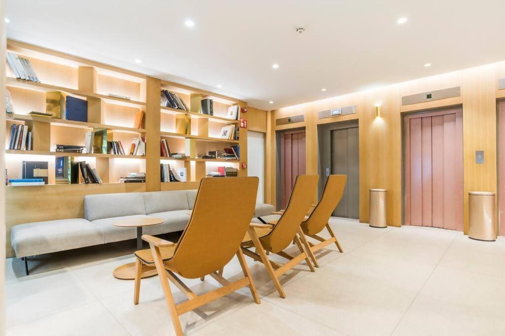 New Apt In The Heart Of 마드리드 외부 사진
