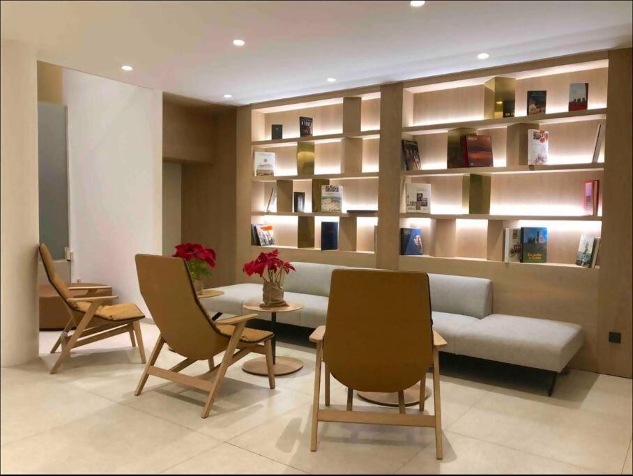 New Apt In The Heart Of 마드리드 외부 사진