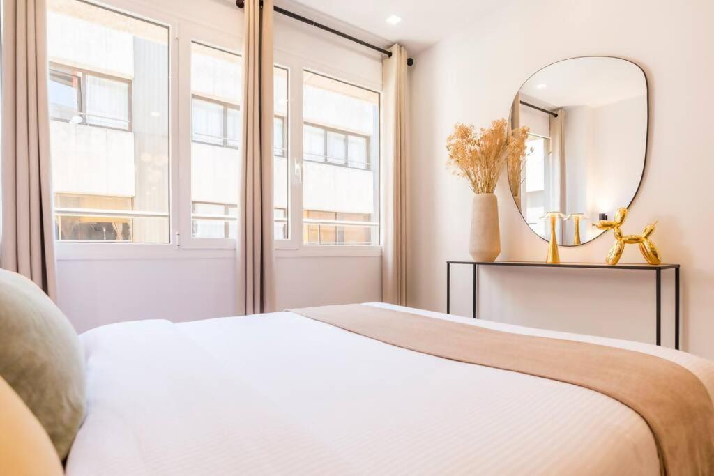 New Apt In The Heart Of 마드리드 외부 사진