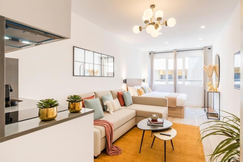 New Apt In The Heart Of 마드리드 외부 사진